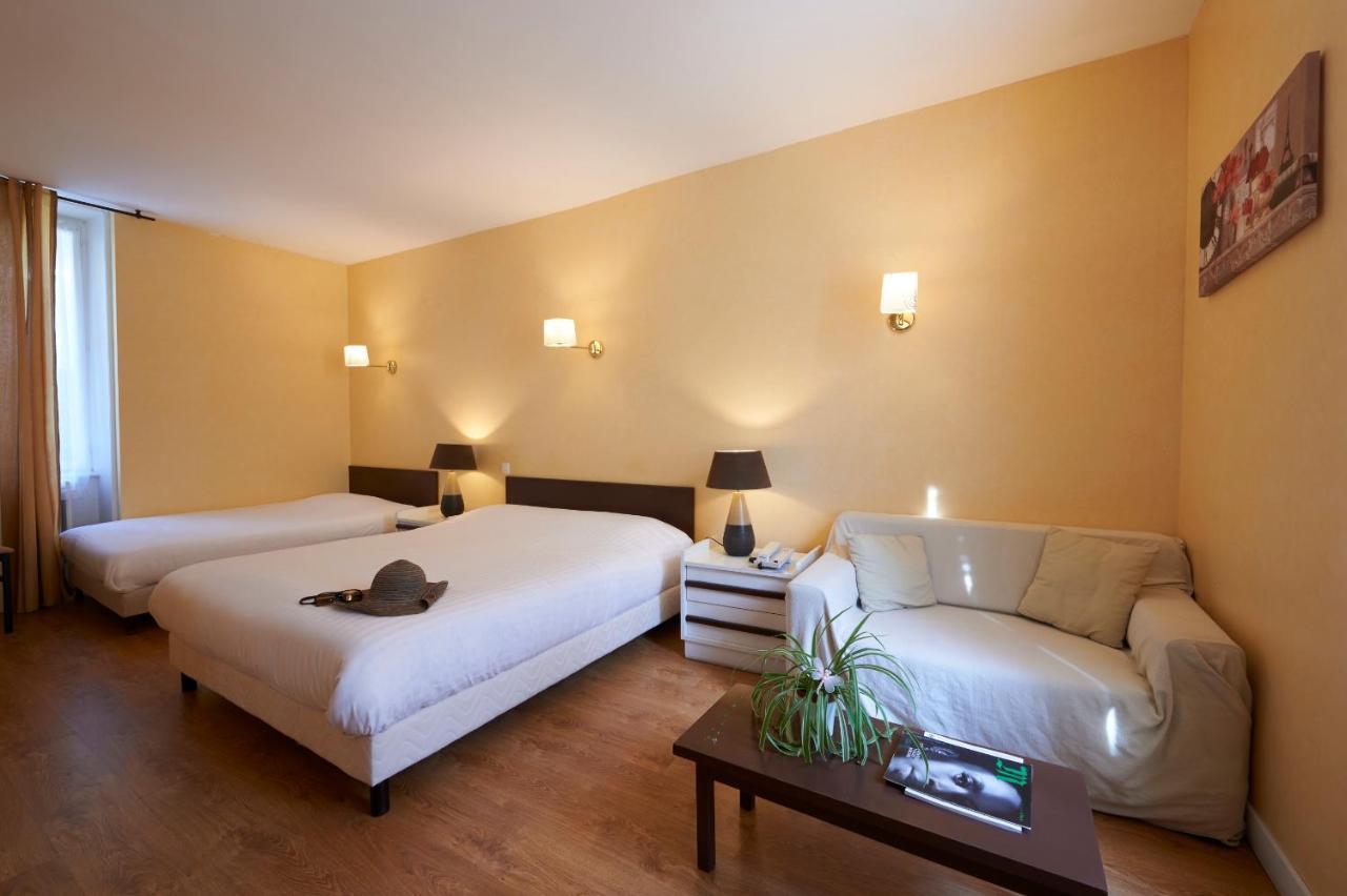 Logis Hotel Le Belle Rive Нажак Екстер'єр фото